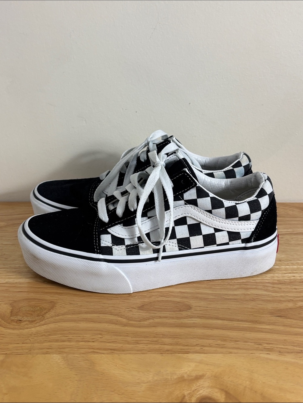 Vans Checkerboard Old Skool Sneakers Black & White Size 6.5